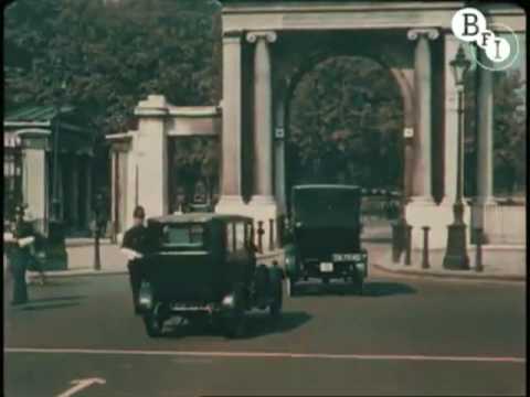 Streets of London in 1927