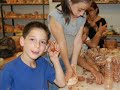 mmmedins   taller de artesanía con barro para niños