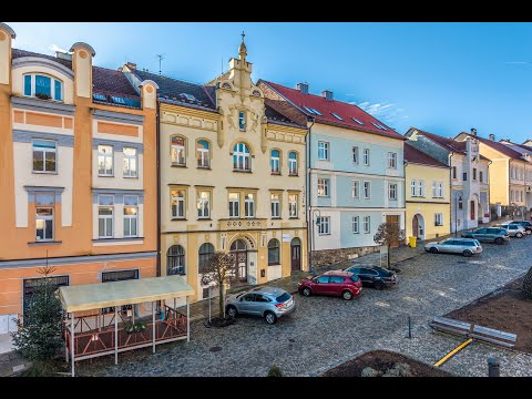 Video Bytový dům v historickém centru Vimperka - 6 bytů a 2 nebytové prostory