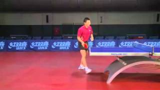 Ma Long скидка справа и топспин (замедленная съемка)