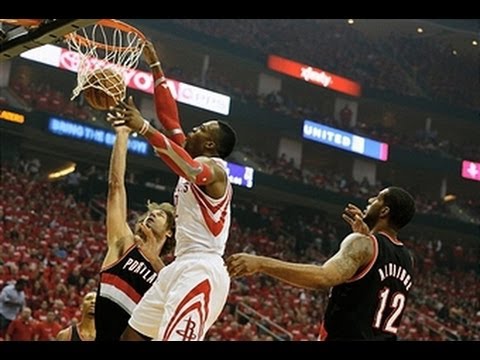 Video: Dwight Howard's 1st Quarter Dunkfest!