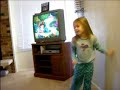 More video of Kiah practicing her cart wheels!!