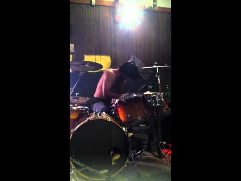 “Christo Maniac”(sexy drummer!)