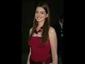 Anne Hathaway Photos