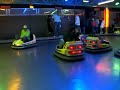 Kinder-Autoscooter-Spaß mit Bob und Blum Kinder-Autoscooter-Spaß mit Bob und Blum