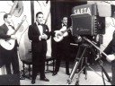 raul shaw moreno en su peregrinar por el mundo, rinde un homenaje a la musica paraguaya interpretando 