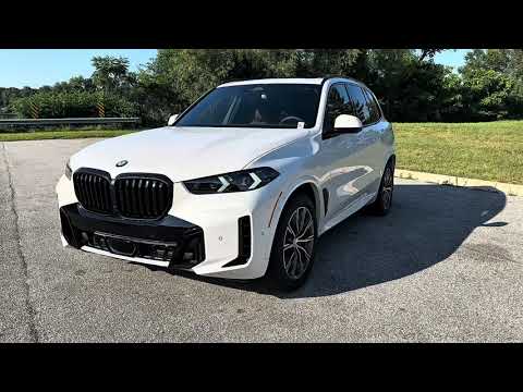 New 2026 Mineral White Metallic BMW xDrive40i image 1