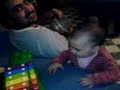 Suna Bebek Dogustan M�zisyen