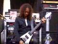 Kirk Hammett shows riffs from Master Of Puppets