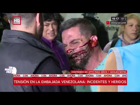 Al menos dos heridos y dos detenidos frente a la Embajada de Venezuela en Buenos Aires