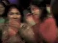 \"\"UnA cHaTa FeA bAiLaNdO !eLbA!\"\"