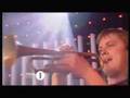 Mark Ronson - Valerie - Live feat Stu Zender