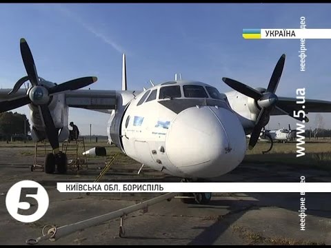 Волонтеры группы "Крылья Феникса" восстанавливают второй самолет (видео)