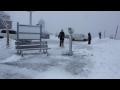 Husky Emy's erster Schnee- Fichtelberg.MOV