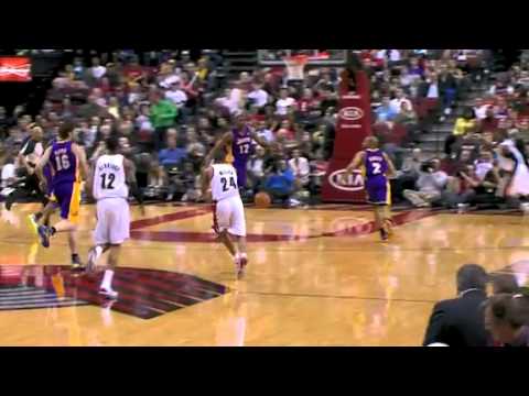 Andre Miller’s beautiful pass to Gerald Wallace