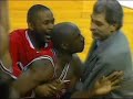 Top 10 Tiri allo scadere di Michael Jordan Top 10 Tiri allo scadere di Michael Jordan