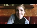 Plus de webséries sur wizdeo.com . Rosalinde c'est l'histoire d'un homme qui filme dans Paris, en rue ou dans des cafés, des femmes et des hommes qui confient droit dans les yeux leurs visions de l'amour en comparant leurs expériences avec celles de Rosalinde de la pièce 
