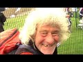 petit clip r�alis� pendant la preparation de l'�quipe de france � tignes pour l'euro 2008.
avec ribery, thuram, henry, ciss�, malouda, gomis, nasri, domenech, anelka