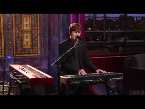 James Blake - 'Retrograde' [Live on Letterman]