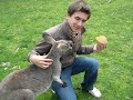 Ich mit einem Kaenguruh