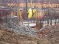 Concretagem de um bloco de estaca Concretagem de um bloco de estaca