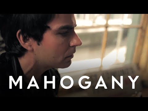 mahogany - Sterophonics perform Dakota for Mahogany Subscribe http://bit.ly/U5c6SP || Facebook http://bit.ly/ccU1vF Mahogany strives to deliver amazing music to your ey...