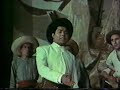 con mi cuchillo mont�s
y mi jaca cartujana
vengo de tierra lejana
por gusto de conocer
a aquel que ofendi� a mi hermana.

que soy hombre prudente
que aborrezco la quimera
tengo el valor suficiente
pa matarme con cualquiera
que presuma de que es valiente.

traigo a tu disposici�n
en la boca un fandanguillo
en el pecho un coraz�n
y en esta mano un cuchillo
carga�to de raz�n.

compasi�n me da de ti
vienes echando bravata
el coraje te arrebata
porque puesto a venir
mi cuchillo es el que mata.

mano a mano de rafael farina y porrinas de badajoz