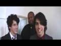 videos de Jonas Brothers and Big Rob do English accents!