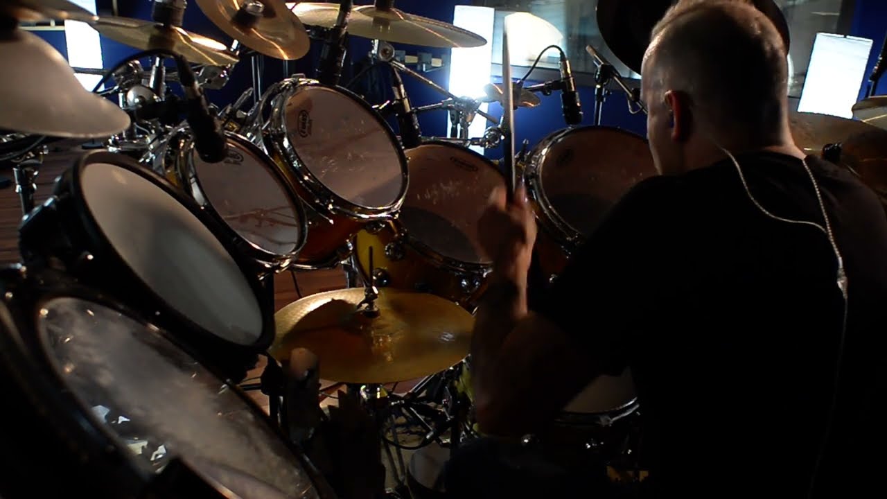 Backward motion big kit fill/John Macaluso in Studio