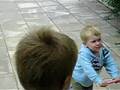 Max & Jakob in unserem Garten in London