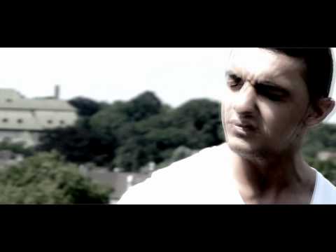 Capit - Das ist mein erstes Musikvideo, hoffentlich gefällt es euch, wenn ja könnt ihr ja ein Like geben, und abonnieren wäre auch korrekt, peace.
