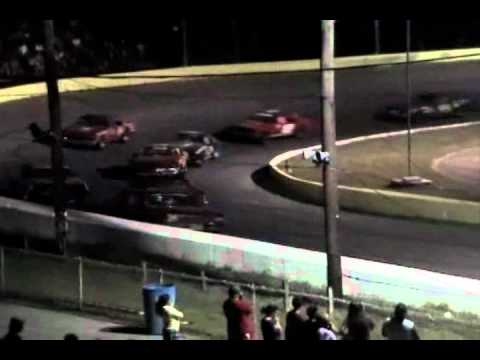 Racing to the Rim - Taxi Cab Racing at the Rim.