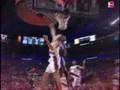 Amare Stoudemire with the wicked one-handed jam!