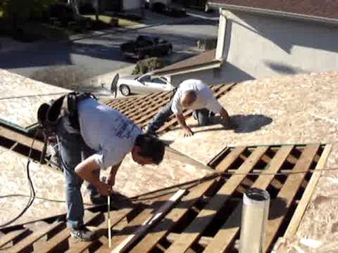 DIY - How To Roof A House - Section 6 of 6 Installing Ridge and Hip 