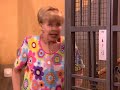 Aquí no hay quién viva: 3x25 Érase una traición [Parte 1/8]