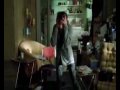 esta pelicula es espectacular lo que no me gusta es como le pegan a milla...me da una colera...