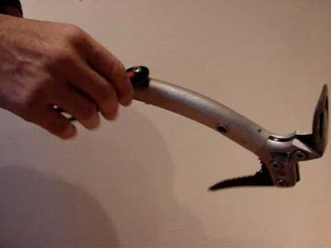 how to attach ice axe leash