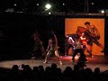 Piccolo balletto hip hop durante uno spettacolo serale al torre rinalda village. Estate 2008.