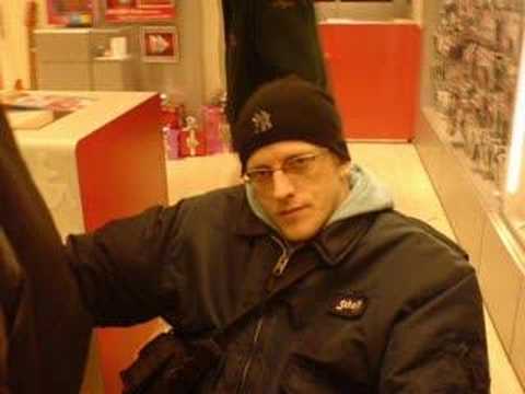 ch'ti - Petites précisions : La chanson n'est pas de moi mais un groupe de Lillois (j'espère d'ailleurs qu'ils ne m'en voudront pas s'ils tombent sur ma vidéo) J'ai ...
