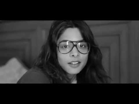 Sugandha Garg playing Vibs