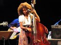 RT @vmambrini Esperanza Spalding para a primeira tarde de verão! http://twurl.nl/ns8b6k — Feliz verão a todos!