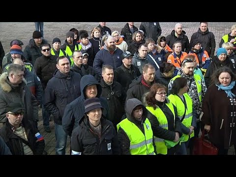 Russland: Ford-Arbeiter protestieren gegen »faschisti ...