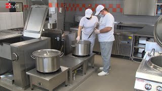 Školní jídelny nabízí obědy i v době nouzového stavu