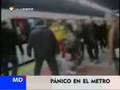 Siembra el pánico en el Metro con un arma de fogueo