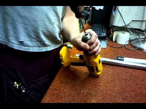 how to remove ryobi chuck