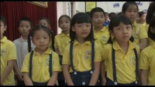 Trường tiểu học Trưng Vương: Tham quan nhà truyền thống thành phố