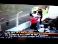 Ahorca a un perro y lo tira contra el alambrado INCREIBLE !!!