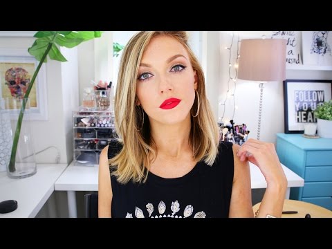 how to apply dark lipstick
