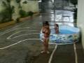 videos de eloa e aninha na chuva