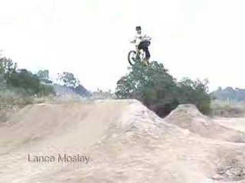 BMX VIDEOS, BIKES, TRICKS, STUNTS, CRASHES